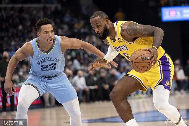 加兰25+8库里仅得11分 骑士大胜勇士豪取7连胜