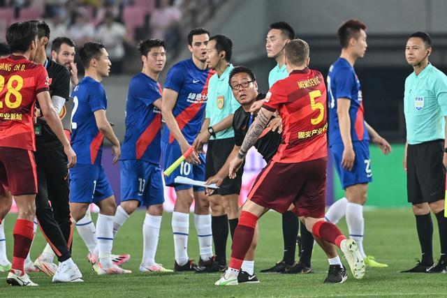 周琦复出砍10分首钢不敌青岛 同曦力克山东