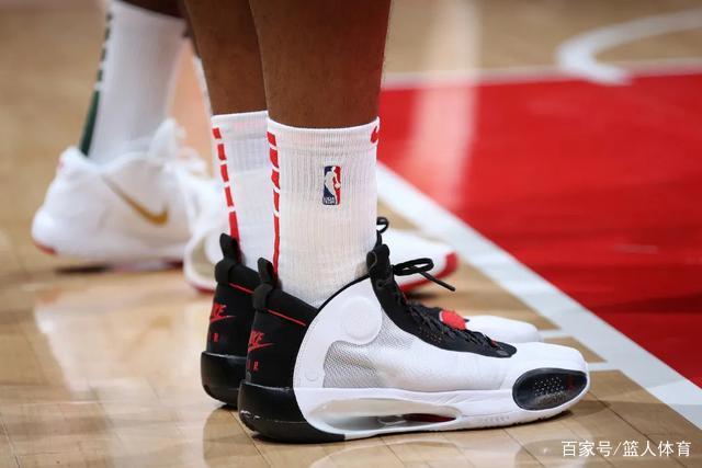 范尼：每个人都知道曼城的实力 希望瓦尔迪能复出