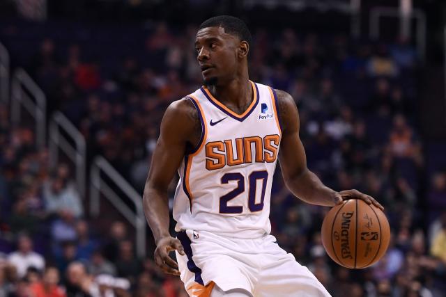 76人力克热火重返东部前六 公牛险胜开拓者